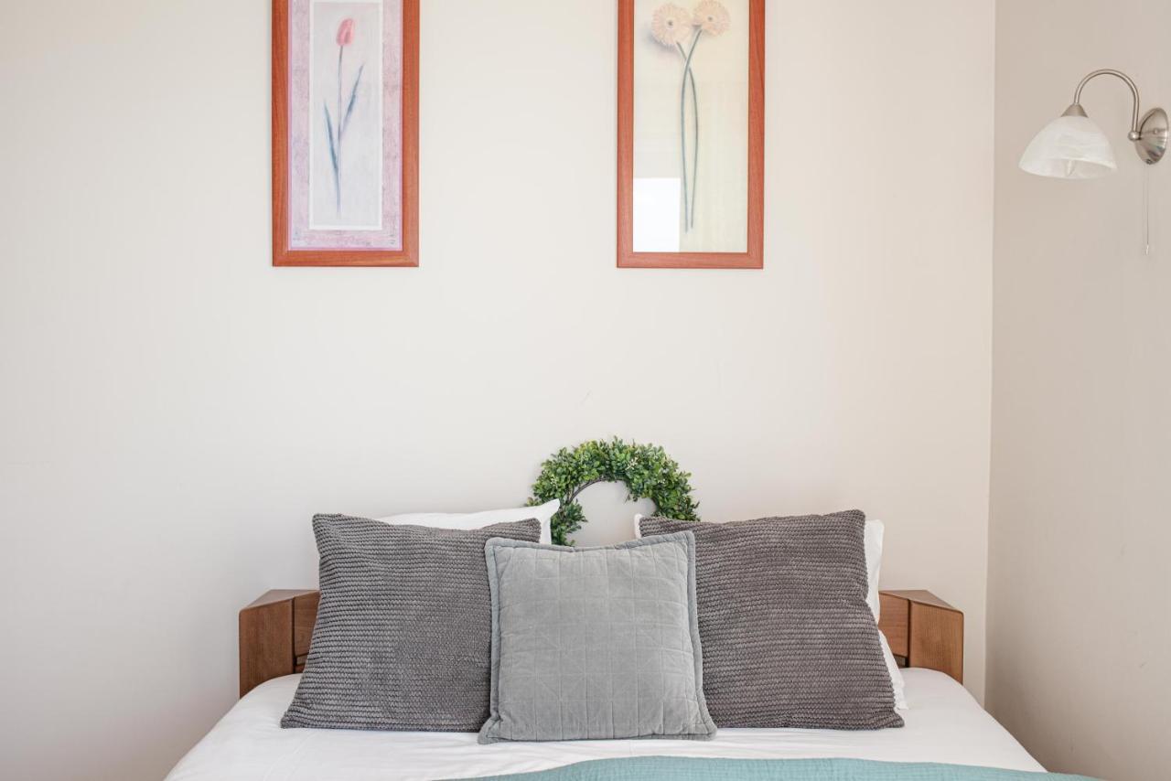 Lakeside Family Apartment Siofok Exterior photo